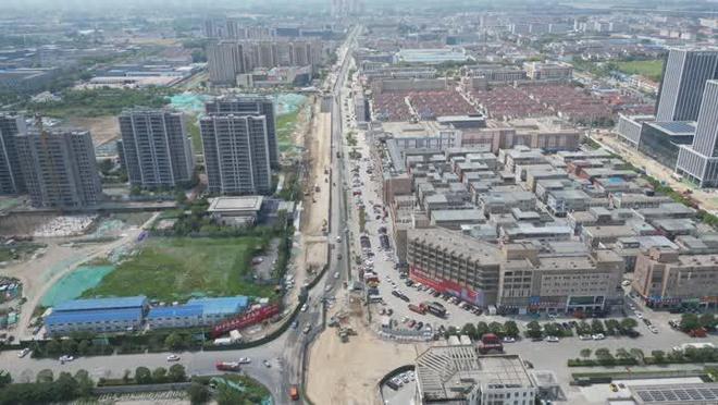 生态科技新城：优化路网建设让城市“经脉”更畅通(图1)
