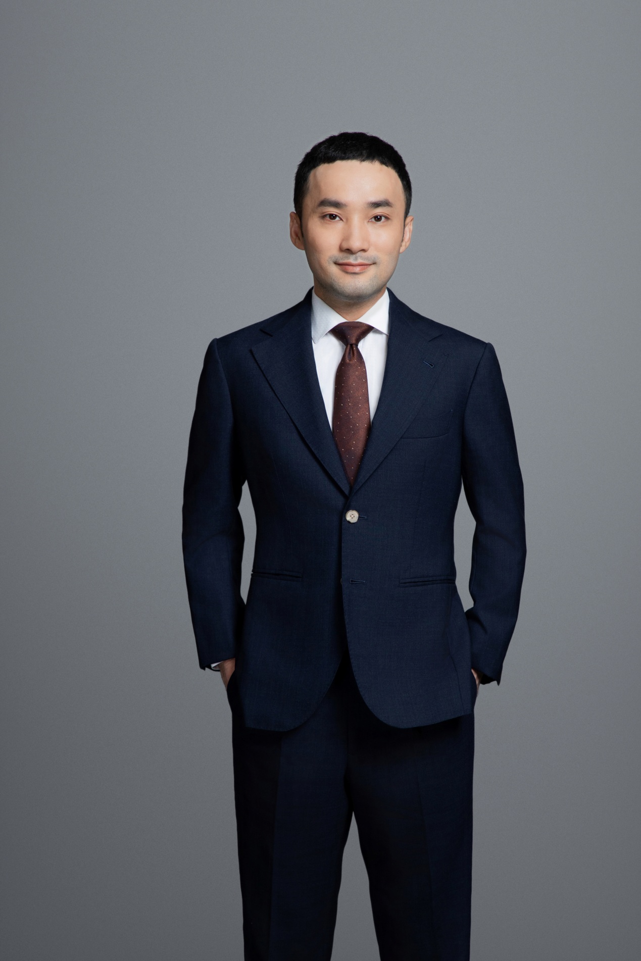 立白科技集团董事长陈泽滨：民营经济促进法让我们更加坚定做百年企业的信心(图1)