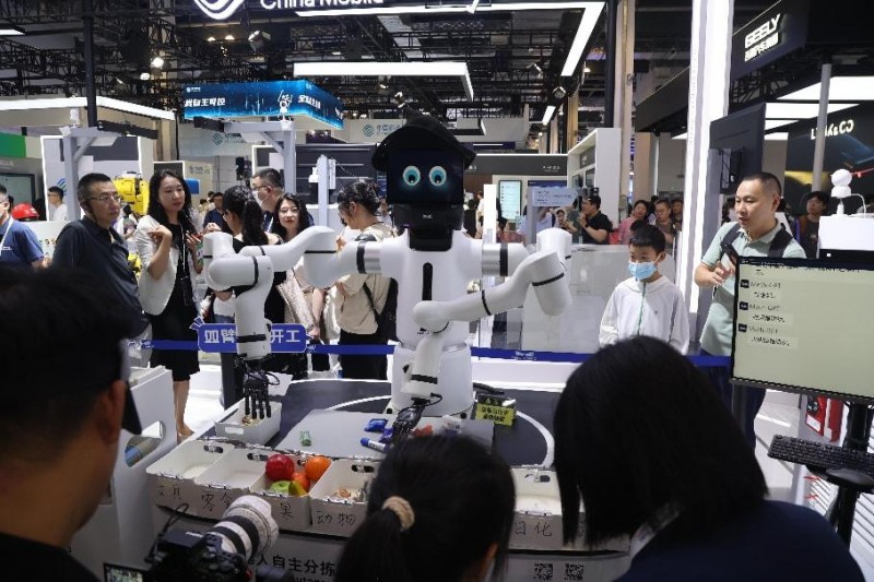 耐心资本照亮2025世界人工智能大会上那些坤元资产FOF生态圈伙伴们(图2)